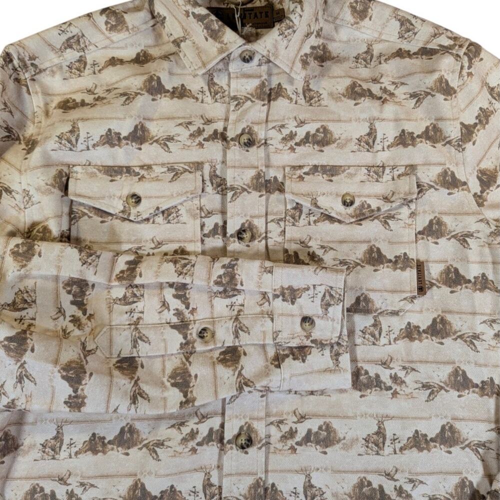 NWT Levitate Hunting Wildlife Deer Print Button Front Shirt Medium